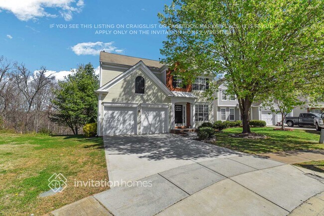Building Photo - 8848 Challenger Dr
