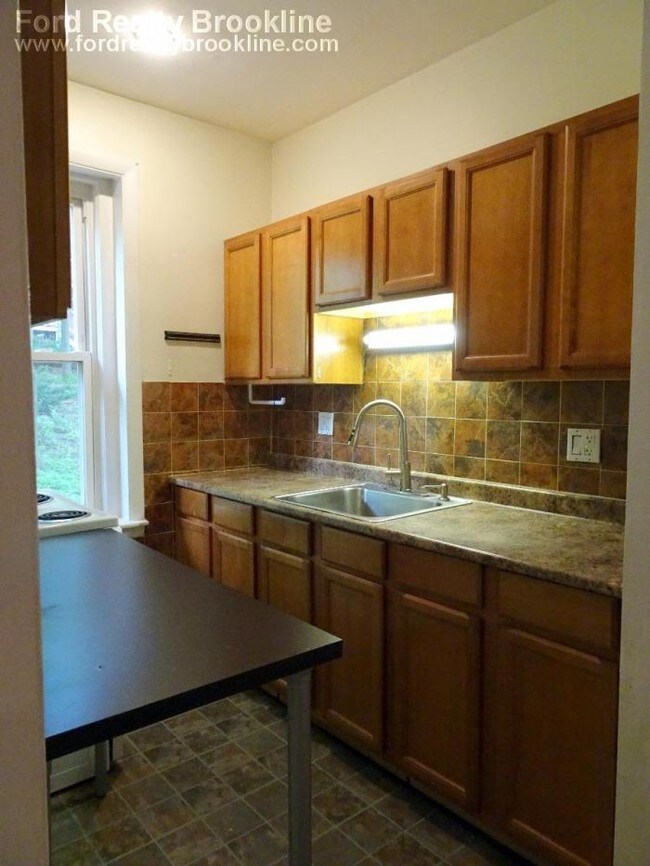 Building Photo - 1 bedroom in Brookline MA 02445