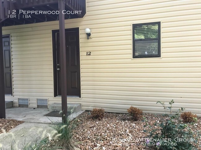 Foto del edificio - 12 Pepperwood Ct