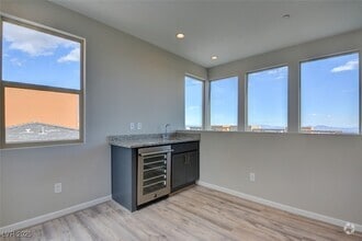 Building Photo - 646 Spotted Falcon St