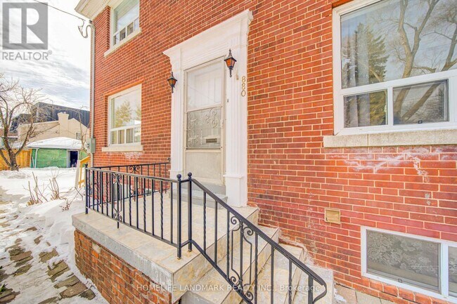 Photo du bâtiment - 880 Shaw St