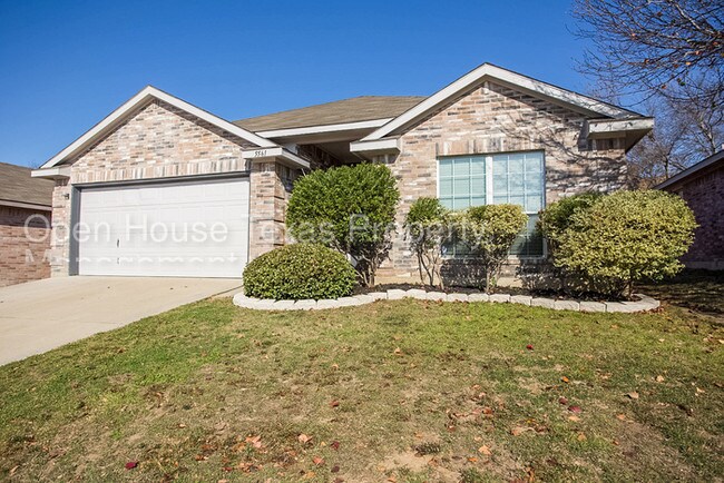 5561 Spring Ridge Dr Watauga Tx 76137 House For Rent In Primary Photo 5561 Spring Ridge Dr Watauga Tx 76137