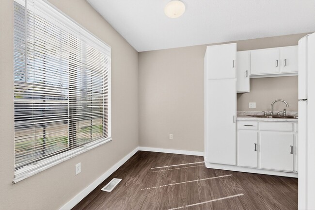 Interior Photo - Walnut Woods Apartments