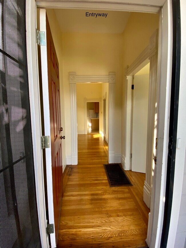 Building Photo - 3821 Opal St