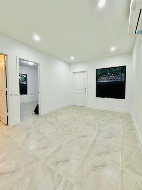 Building Photo - 3300 SW 80th Ave