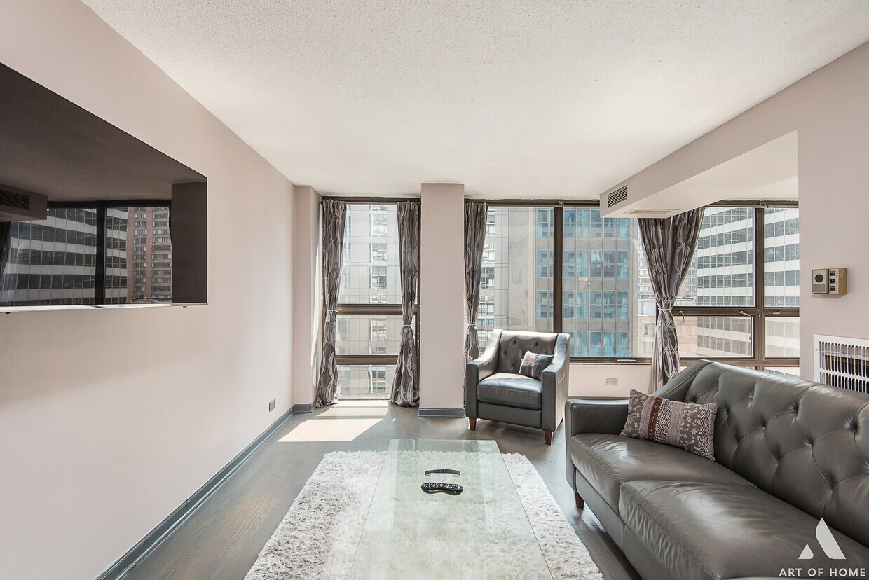Foto principal - 230 E Ontario St