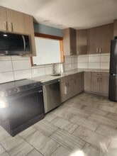 Building Photo - 154 Fallwood Pkwy