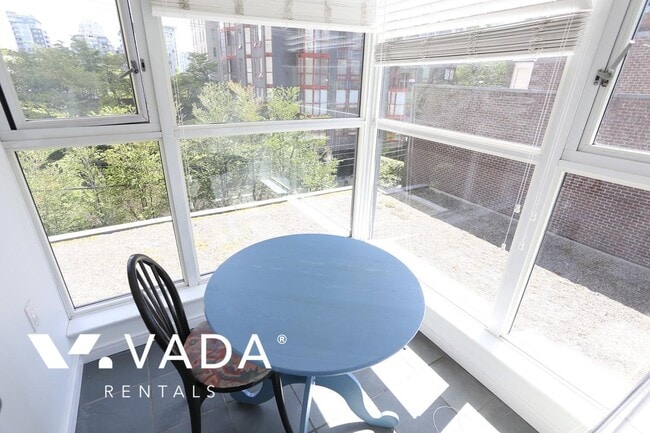 Building Photo - The Canadian 2 Bed Apartment Rental 509-10...