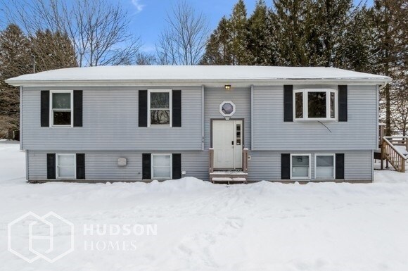 Primary Photo - 34 Thomas St