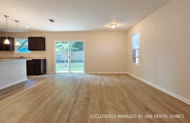 Building Photo - 8818 Cocoa Ave
