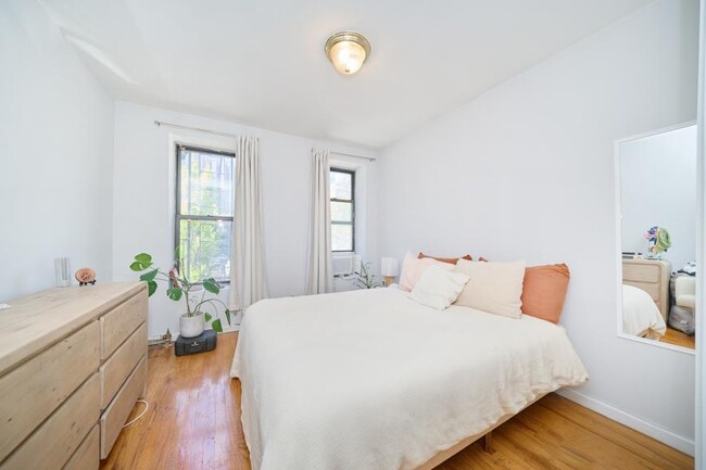Building Photo - 1 bedroom in NEW YORK NY 10018