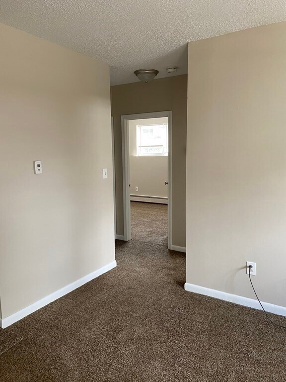 Foto del edificio - 363 Hildreth St