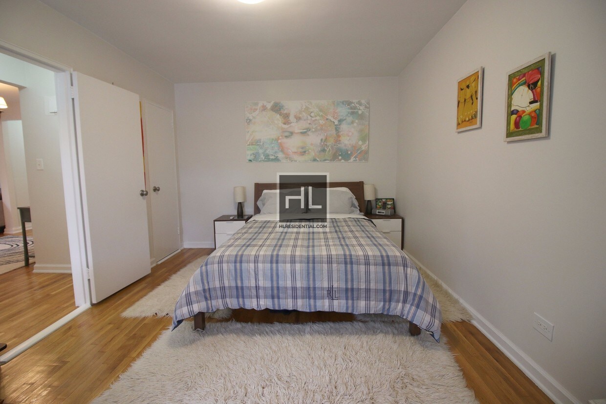 Foto del edificio - 3185 Crescent St