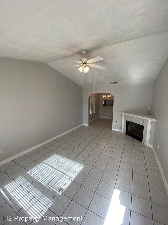 Foto del edificio - 2 br, 2 bath House - 4192 Mission Trace Blvd.