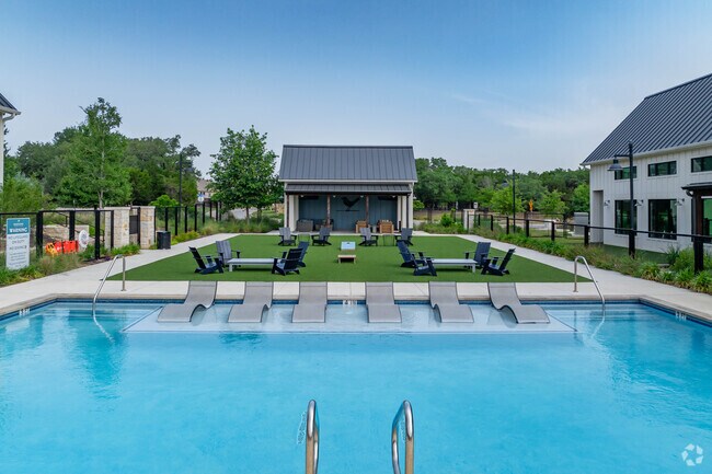 Gran piscina estilo resort - Birdsong Leon Springs