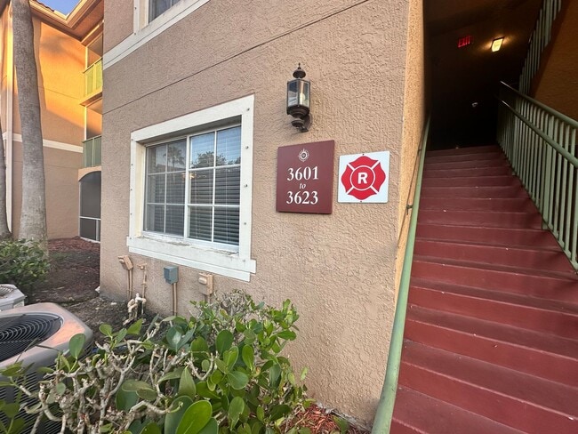 Photo - 1Bedroom 1 Bath located in Portofino in Jensen Beach Apartment