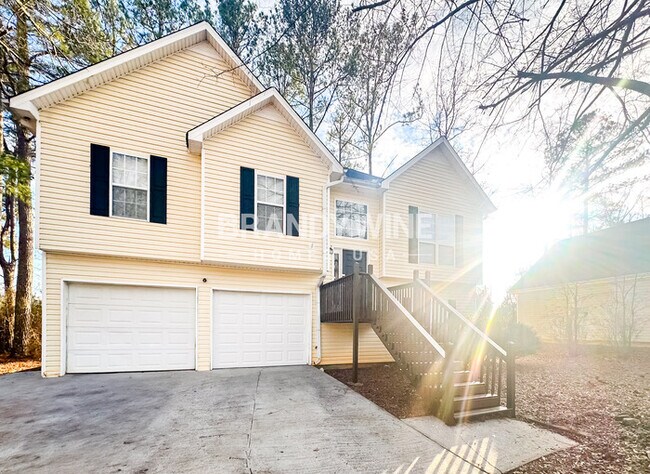 Foto del edificio - 425 Hannah Dr