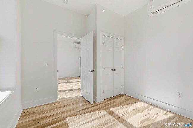 Foto del edificio - 253 State St