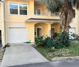 Building Photo - 542 NW 39th Rd