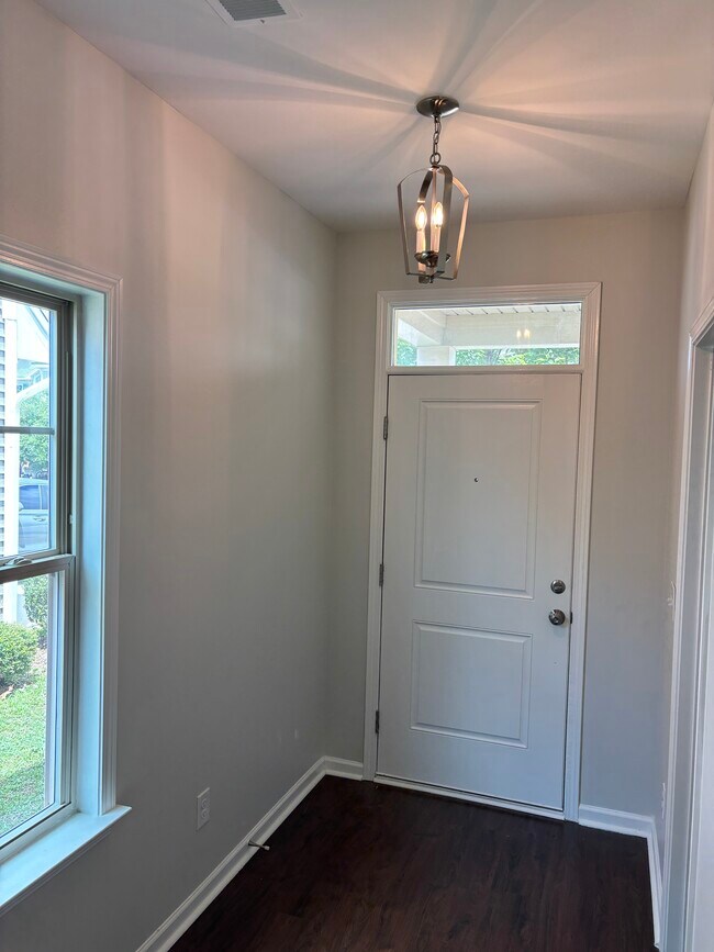 Building Photo - 756 Helmsman Ln