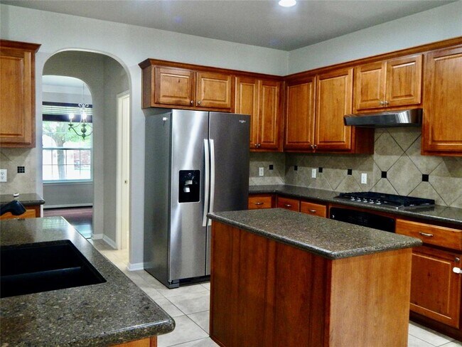 Foto del edificio - 1110 Willowbrook Dr