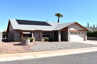 Building Photo - 3547 Briarwood Dr