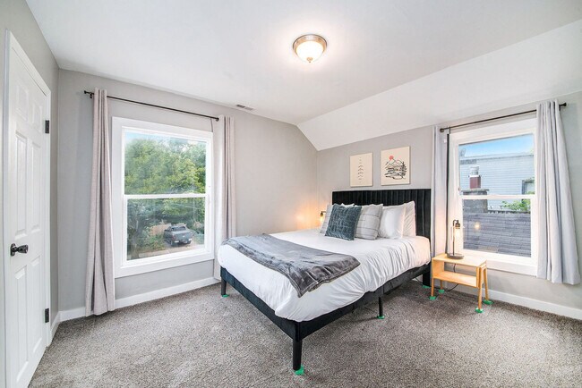 Foto del edificio - 415 6th St NW