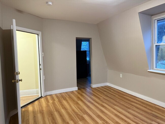 Foto del edificio - 1635 Union Turnpike