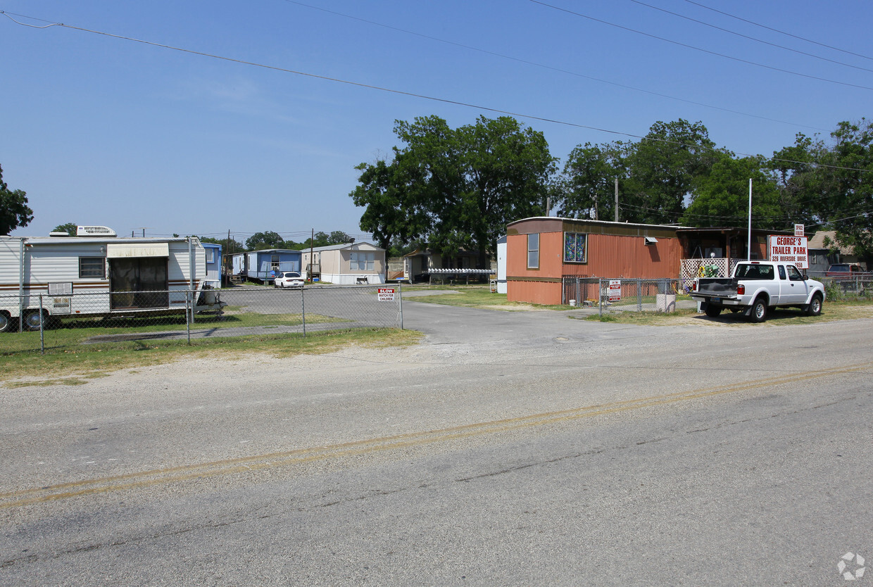 Building Photo - George's Trailer Park