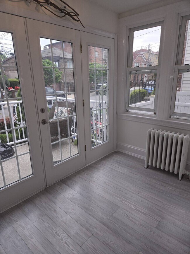 Foto del edificio - 21-38-38 73rd St
