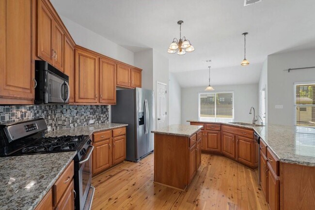 Building Photo - 19021 Raglan Castle Path