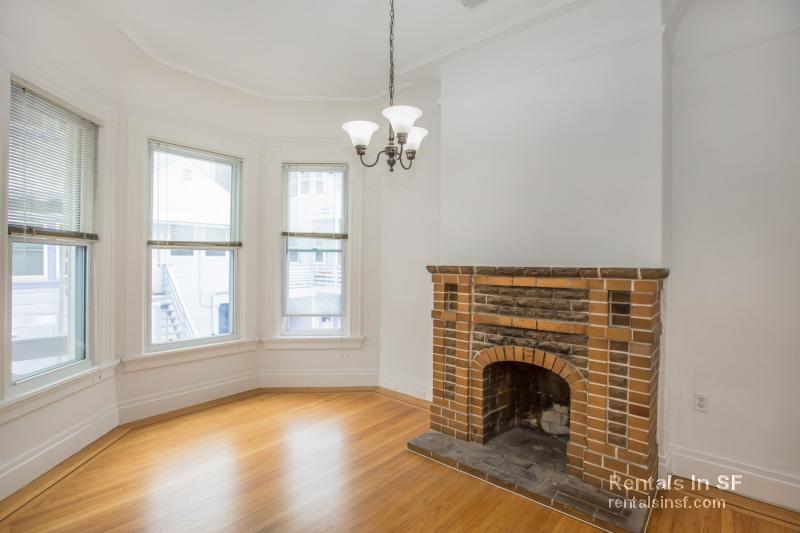 Primary Photo - 1666 Lombard St