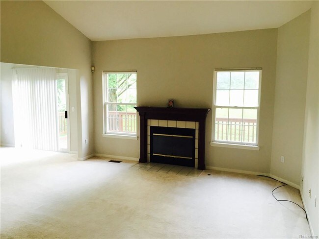 Building Photo - 30852 Golden Ridge