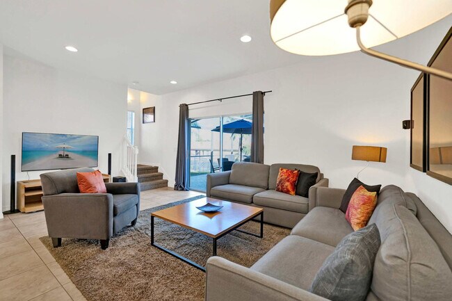 Foto del edificio - 3023 Bird of Paradise Ln