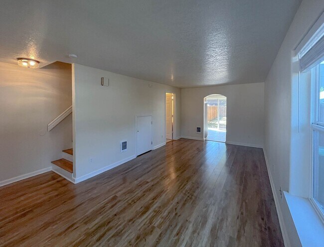 Foto del edificio - Charming SE Portland Home in a Central, Accessible Location