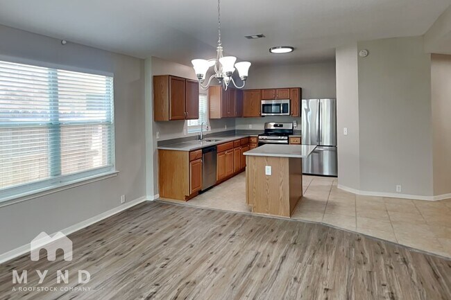 Building Photo - 7318 Rosebud Bend Dr