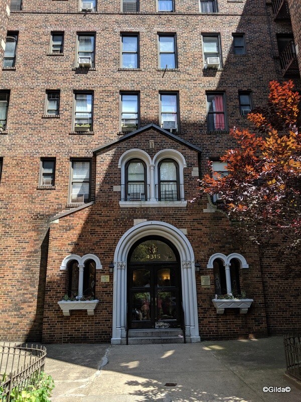 Primary Photo - 43-15 46th St