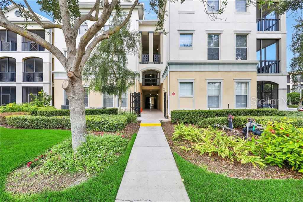 11565 Mizzon Dr Unit 828, Windermere, FL 34786 Apartments in