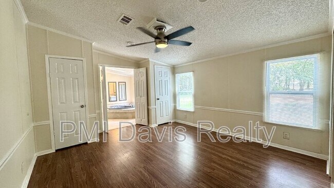 Building Photo - 2646 Mosley Rd