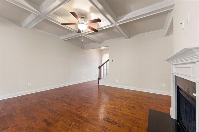 Building Photo - 2462 Whiteoak Run