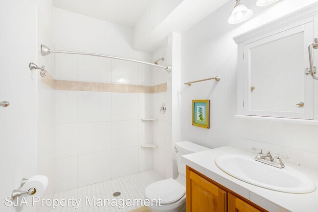 Building Photo - 5 br, 5.5 bath House - 1708 W. Mukilteo Blvd.