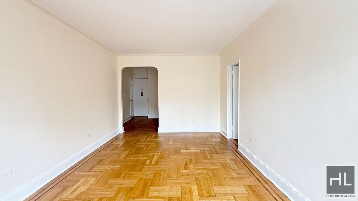 Primary Photo - Jane Street