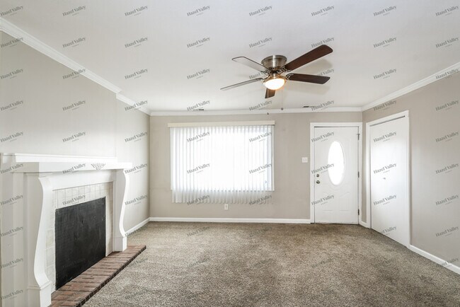 Foto del edificio - 7821 Leona St