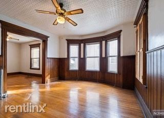 Building Photo - 6 br, 5 bath House - 68 Orange Rd