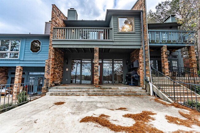 Building Photo - 5763 Anchor Way