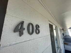 Building Photo - 400-414 Highland Ave
