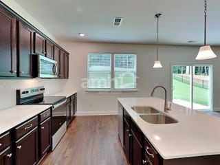 Building Photo - 638 Rivermist Dr