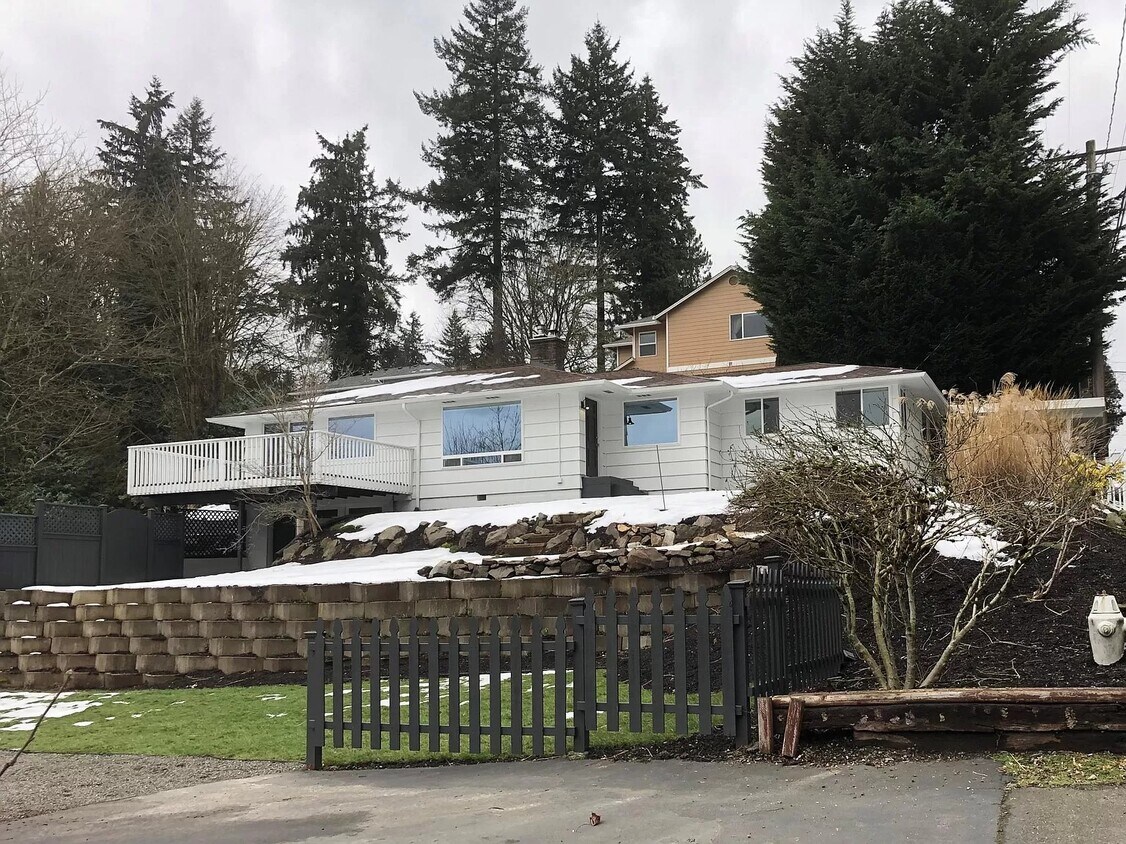 Foto principal - 9419 NE 180th St
