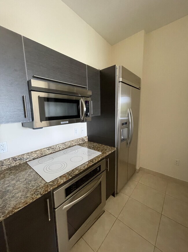 Foto del edificio - 550 Okeechobee Blvd