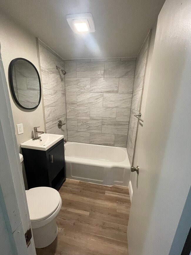 Building Photo - 2608 N 40th St